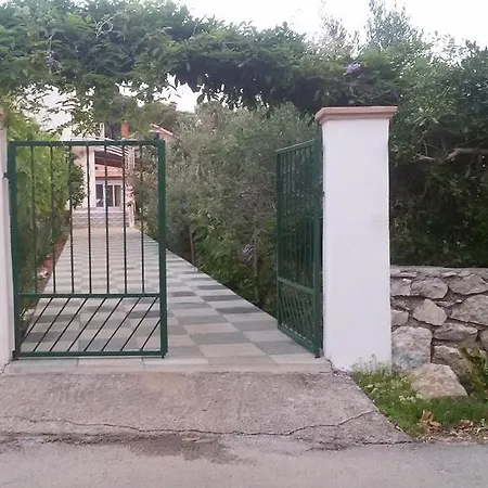 Elena Island Escape * Ugljan