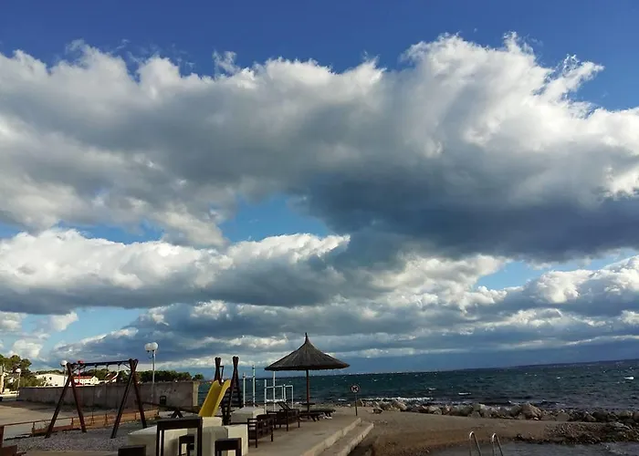 Elena Διαμέρισμα Ugljan